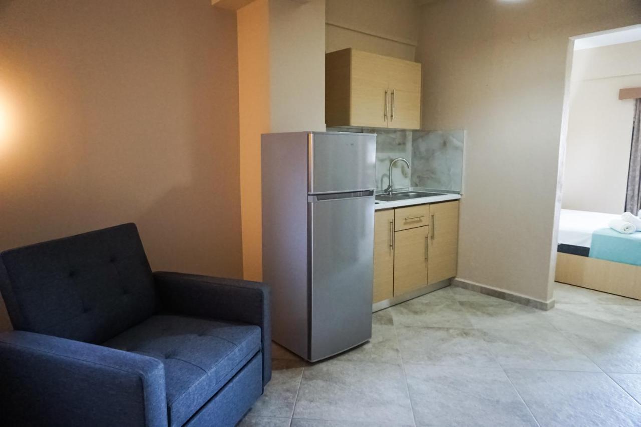 萨尔蒂House Michalis公寓式酒店 外观 照片